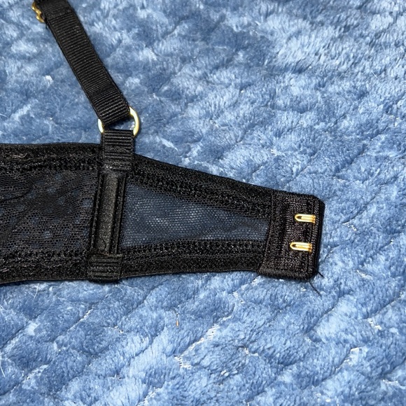 Victoria’s Secret bras 34B black rose gold pink removable pads - Picture 5 of 10